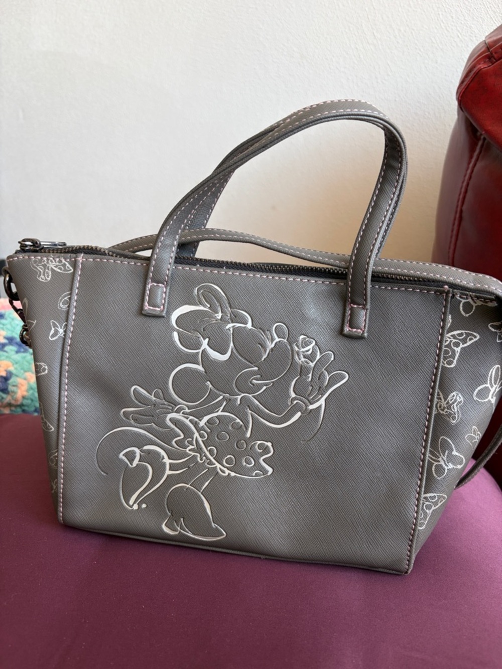 Disney parks Minnie Mouse purse